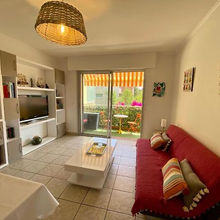 Chez Virginie : Appartement Lumineux Au Calme. Fréjus Eksteriør bilde