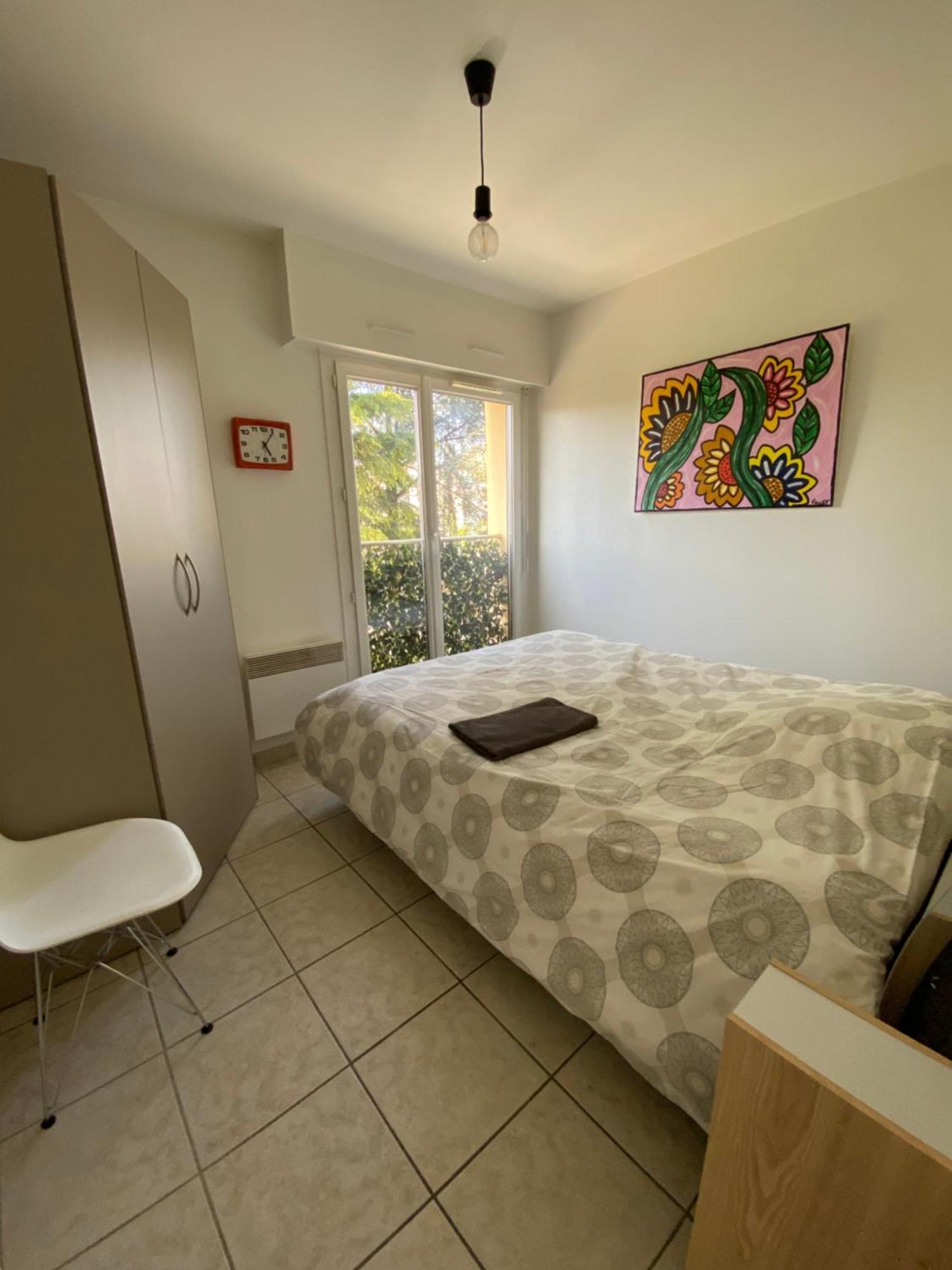 Chez Virginie : Appartement Lumineux Au Calme. Fréjus Eksteriør bilde